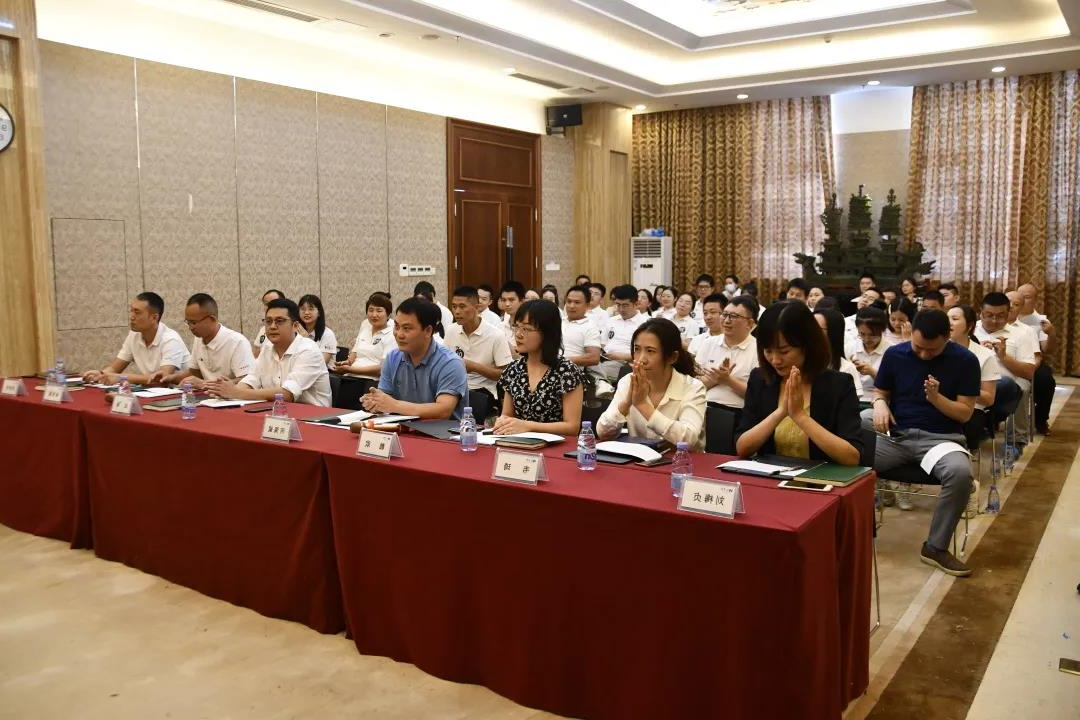 第四届“华美杯-超级演说家”—朗读者专题演讲比赛圆满落幕